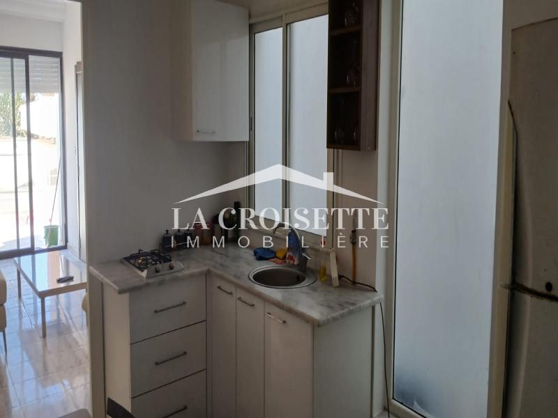 Appartement meublé S+1 vue sur mer à La Marsa 